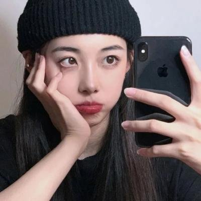 她的一生海报